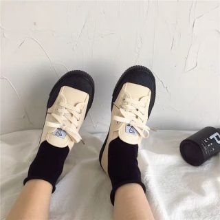 Giày nữ ulzzang mang đi thả thính