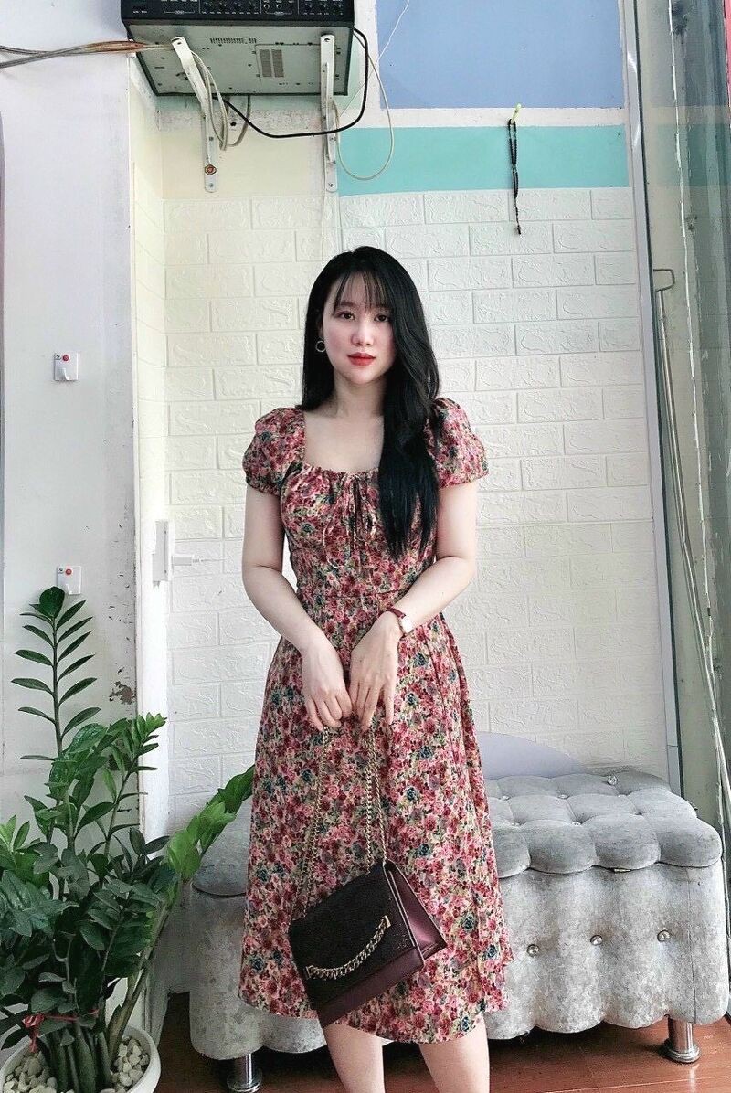 Váy hoa cúp ngực cổ nơ xinh | BigBuy360 - bigbuy360.vn