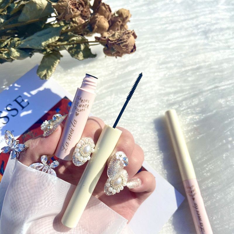 MASCARA CHUỐT MI DẠNG MẢNH