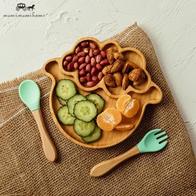 Set 3 dụng cụ bàn ăn Mamimamihome bằng gỗ hình cừu dễ thương dành cho bé