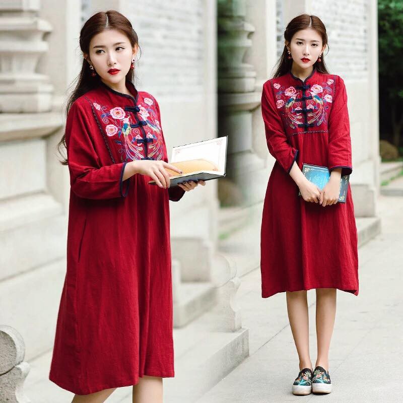 Váy NICOLE thêu hoa ngực