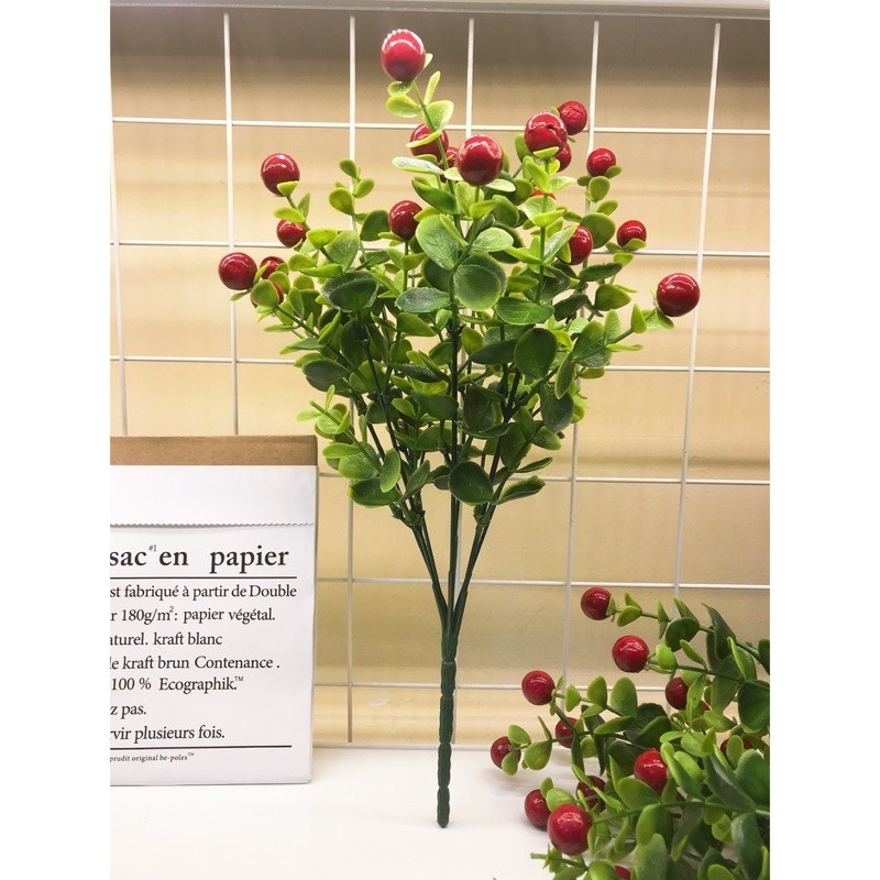 Cây giả- cây nhựa chery trang trí cao 30-35cm 8-10 quả  trang trí nhà cửa, quán café giá sách, bàn ăn
