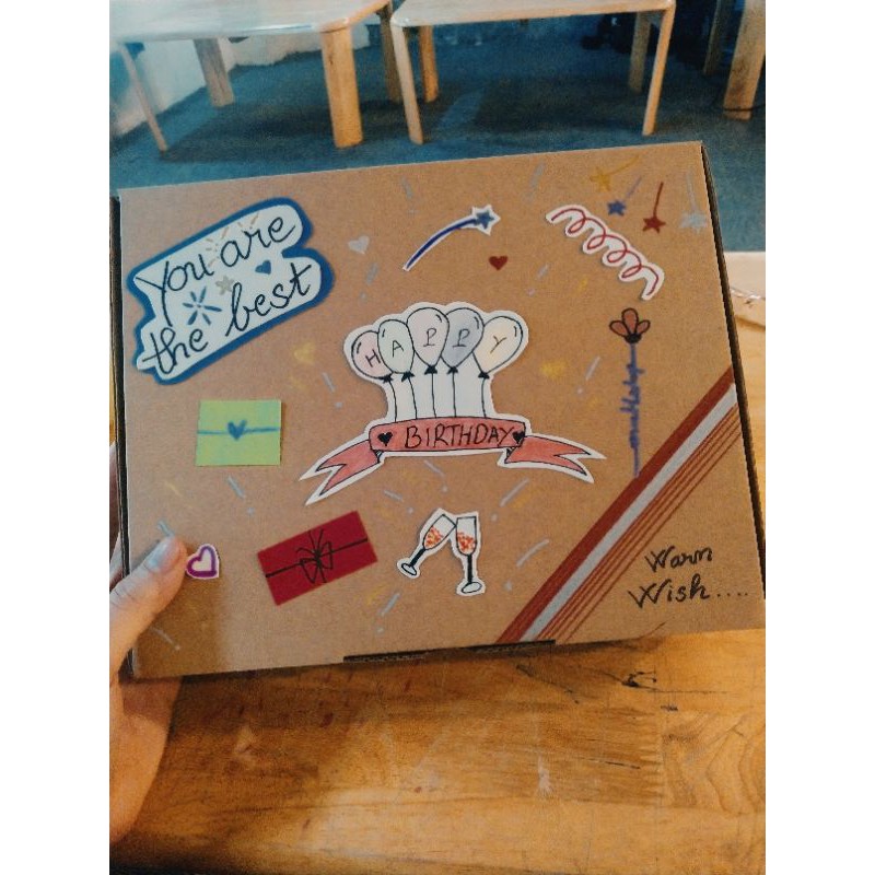 Hộp quà tặng chủ đề sinh nhật handmade có đèn,hoa và rơm như hình(ko thiệp) | BigBuy360 - bigbuy360.vn