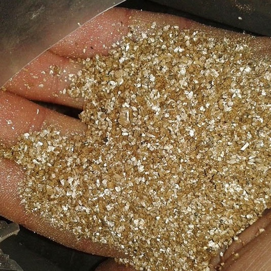 Đá Vermiculite (đá vermi, đá vơ mi) - Trộn đất trồng sen đá và ươm mầm cây con