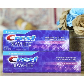 Kem đánh răng siêu trắng 3D Crest White. 