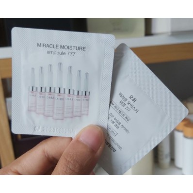 [Date 2023] Gói Tinh chất dưỡng ẩm cao cấp 1ml Ohui Miracle Moisture Ampoule 777 | BigBuy360 - bigbuy360.vn
