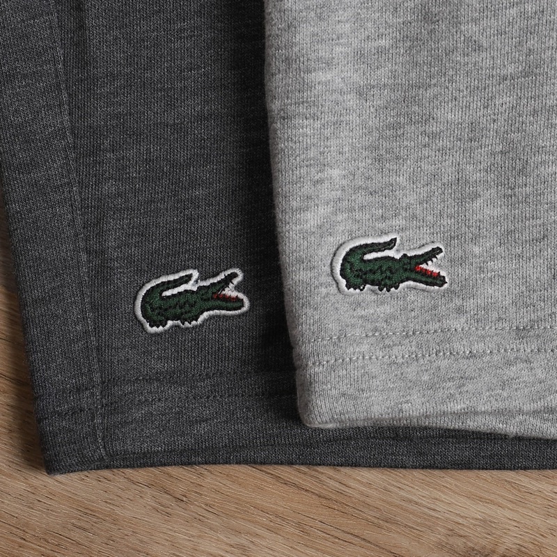 Quần Short đùi lacoste