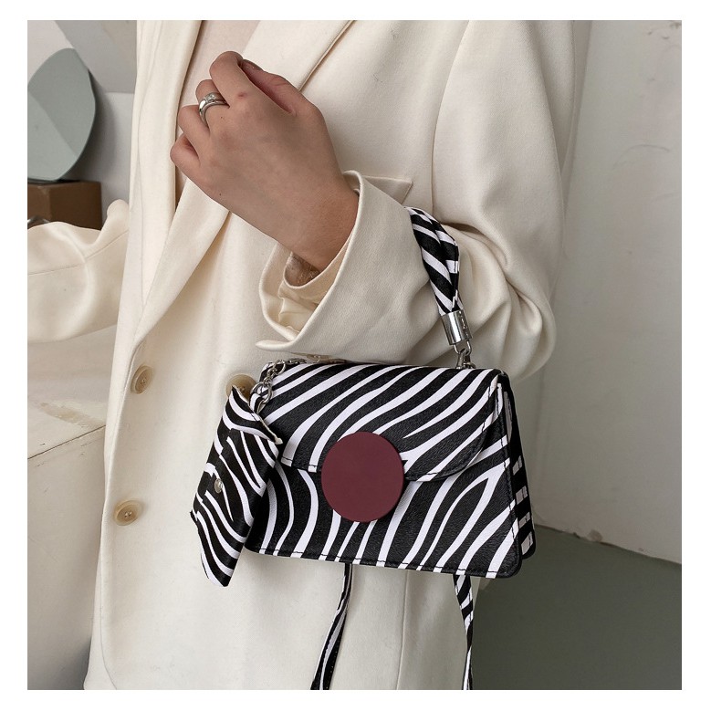 Túi xách nữ họa tiết động vật kèm ví hot trend 2021 túi đeo chéo TX32 | BigBuy360 - bigbuy360.vn