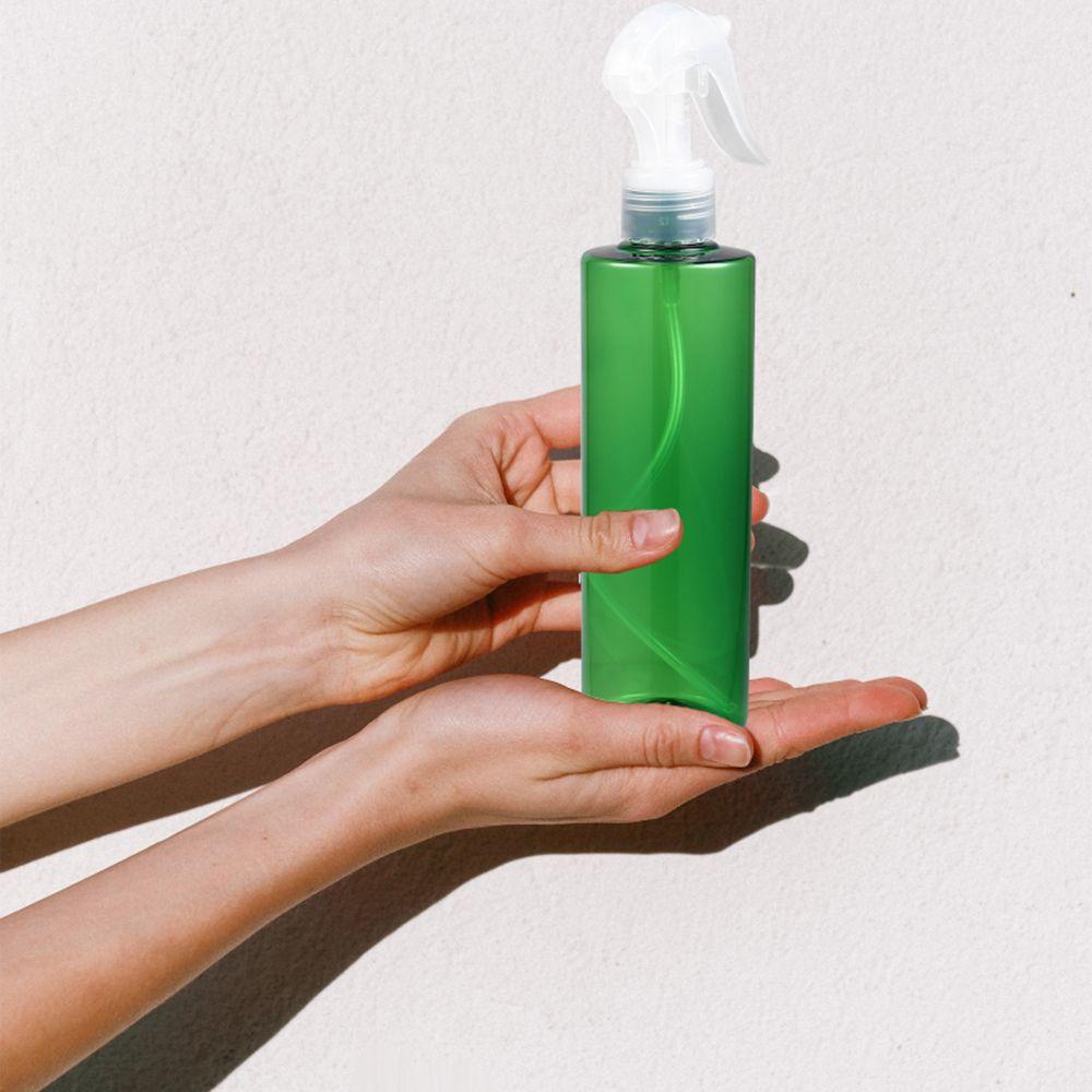 Bình Xịt Nước Màu Xanh Lá Cây Chuyên Dụng Cho Salon Làm Tóc