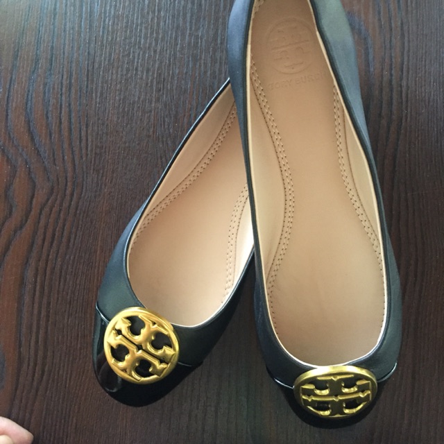 Giày bệt torry burch