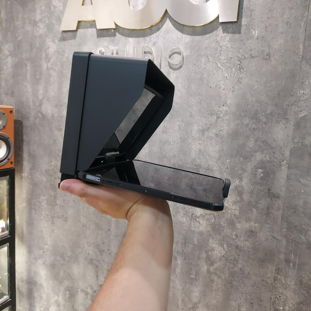 Máy nhắc chữ size lớn lắp ipad - điện thoại dành cho quay phim - AUG Camera