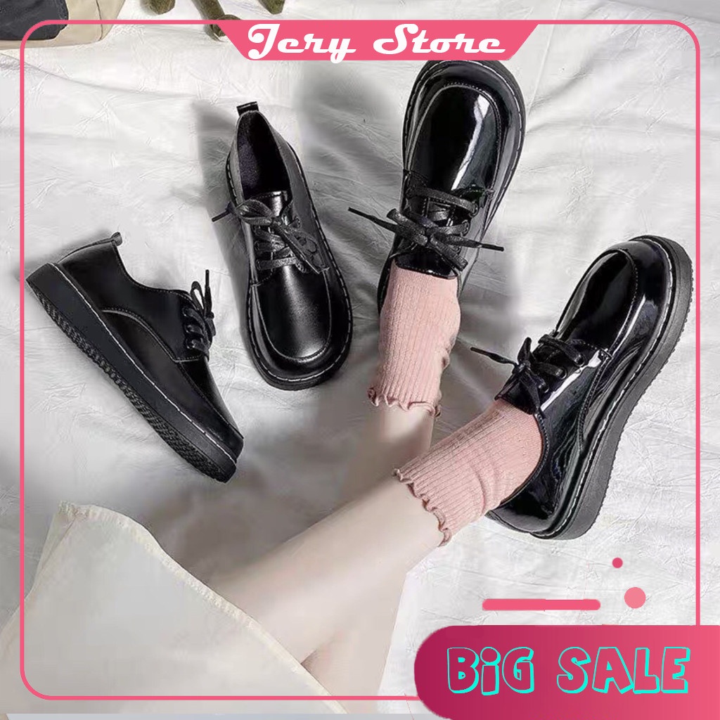Giày nữ cổ thấp da bóng, lì thời trang Hàn Quốc. Chất liệu da mềm, đi êm chân, đế độn mềm. Thời trang giới trẻ