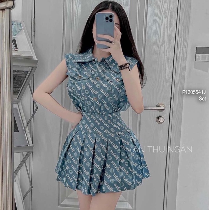 Set thô họa tiết áo sơ mi sát nách+ chân váy ngắn xếp ly có lót quần!