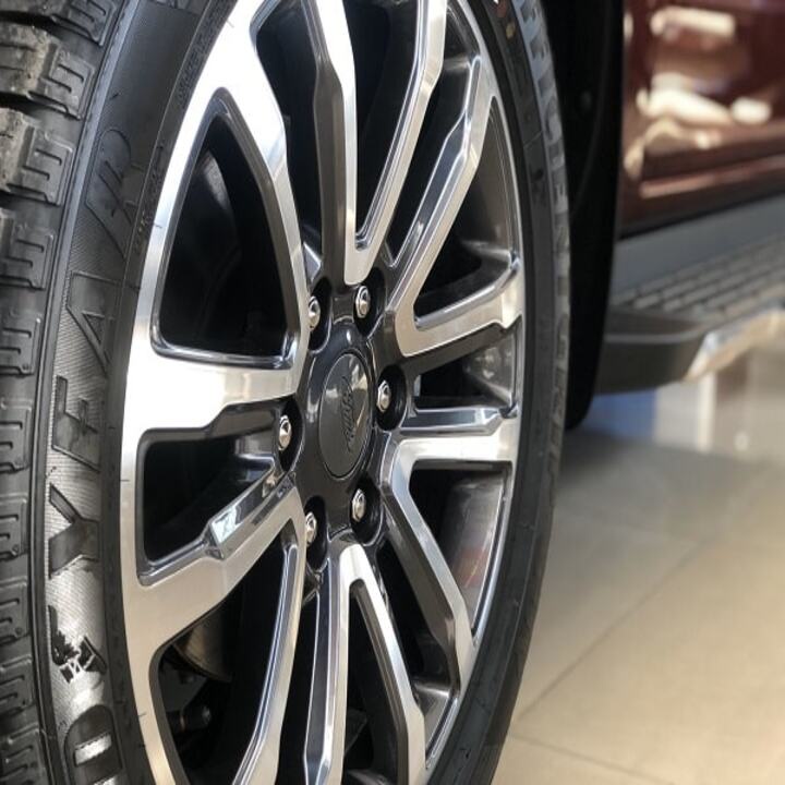 Logo chụp mâm, ốp vành la zăng bánh xe ô tô Ford Everest 2016 trở lên và Ford Ranger, đường kính 70mm