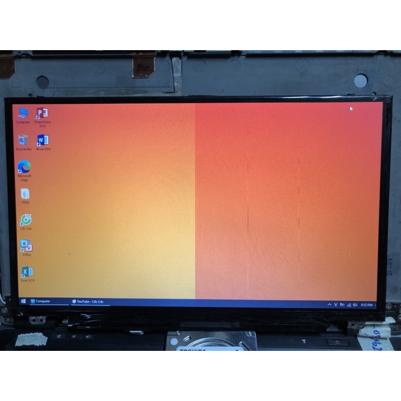 Màn laptop lỗi 12.5 slim 30pin chuẩn hd - lỗi hư 1/2 nhoè