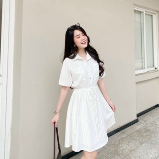 Váy kẻ sọc trắng basic 2 túi ở ngực