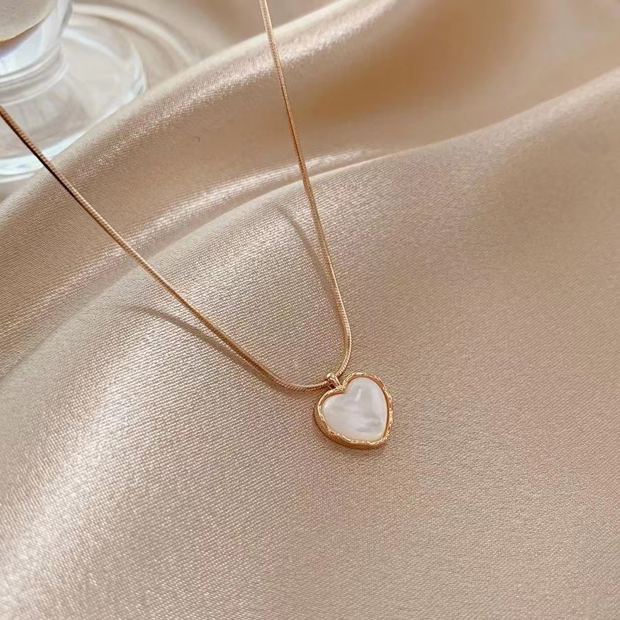 Dây chuyền hình trái tim nhỏ xinh thiết kế mới 2020 cho nữ