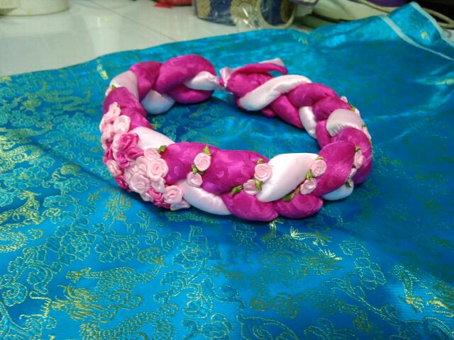 Mấn cách tân xoắn 3 trang trí