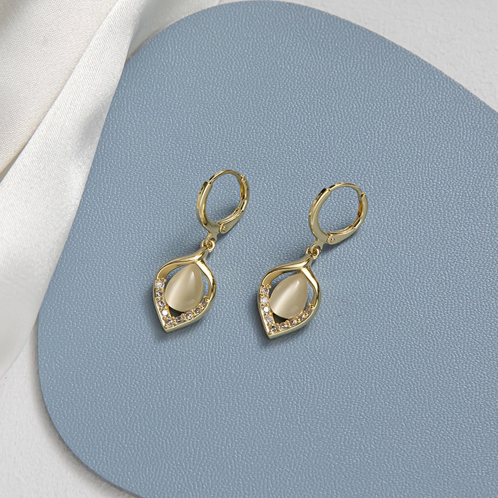 Bông Tai Hình Giọt Nước Đính Đá Opal Sang Trọng