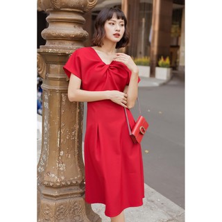 EDINI - D1211 Đầm đỏ xoắn ngực