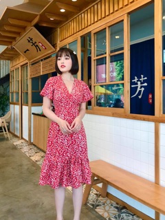 Đầm hoa midi đuôi cá cổ V vintage