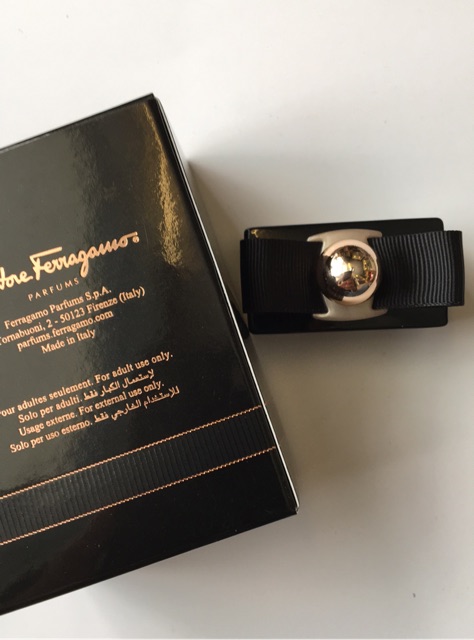 [ mini ] Nước hoa nữ Salvatore Ferragamo Signorina Misteriosa EDP 5ml