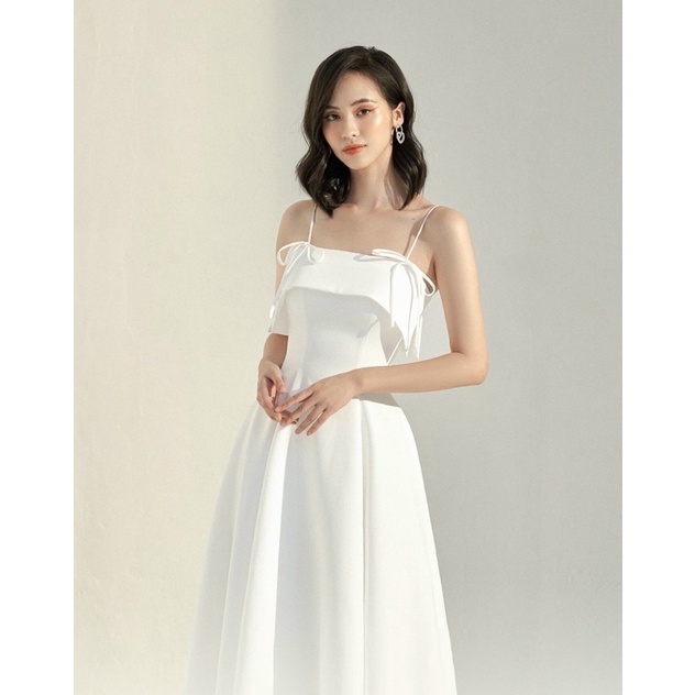 Đầm trắng hai dây xoè cotton cao cấp