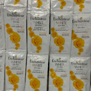 Dây dầu gội đầu dove . Clear