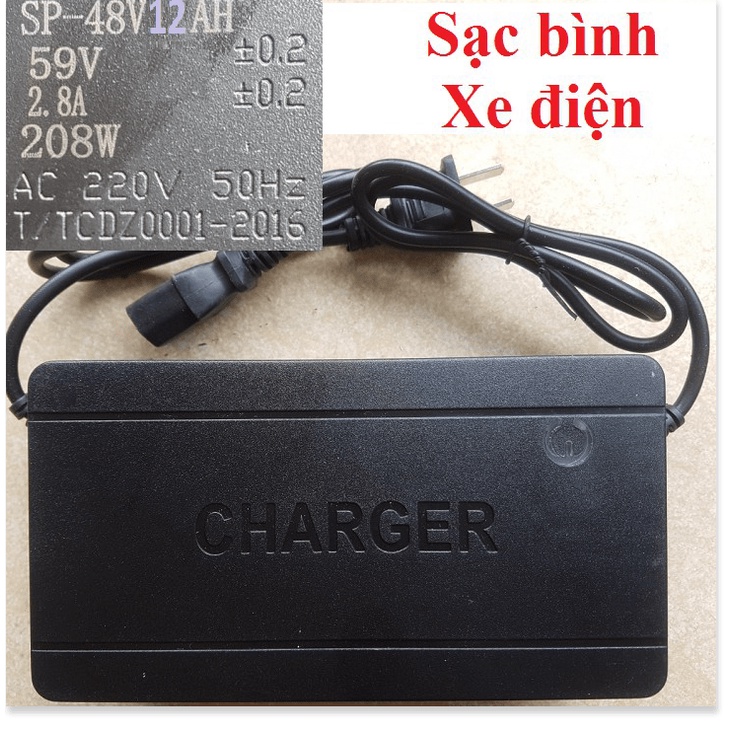 Sạc bình xe điện 48V- 12AH hoặc 20AH phích cái 3 chấu có quạt