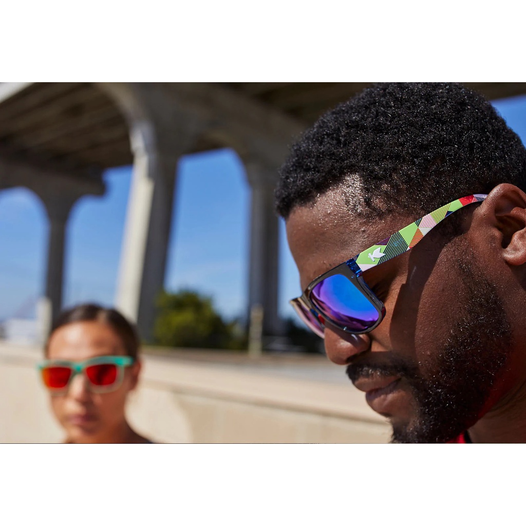 Kính chạy bộ Knockaround Pines Sport