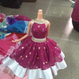váy búp bê barbie