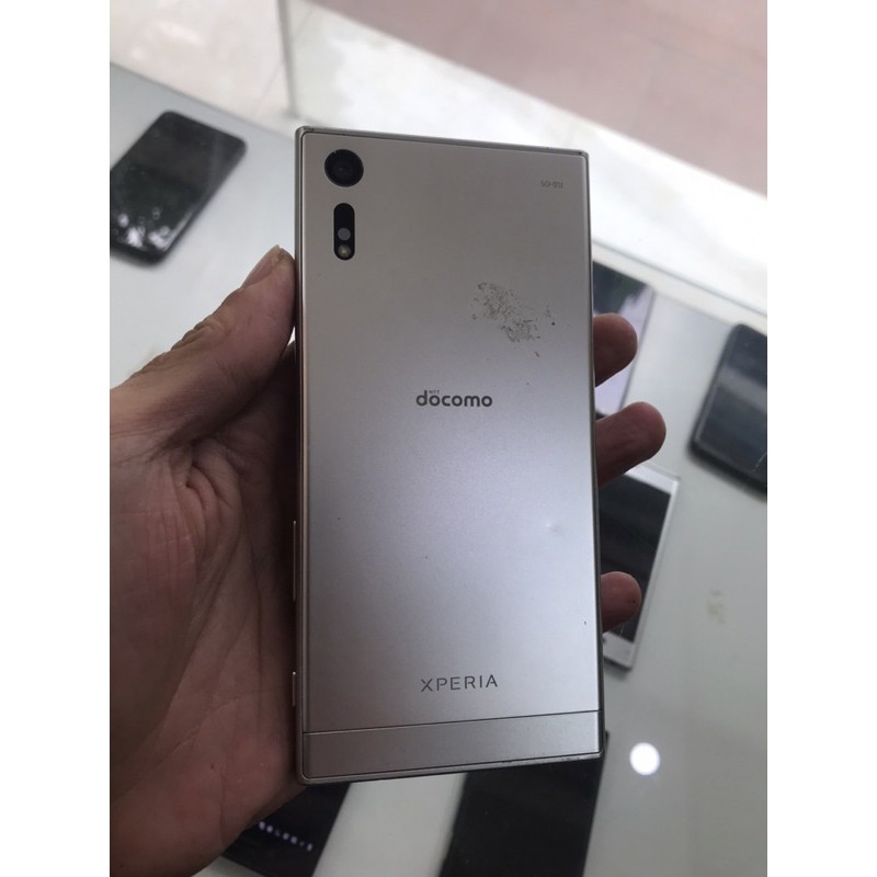 Điện thoại sonyxz32gb zin đẹp giá siêu rẻ