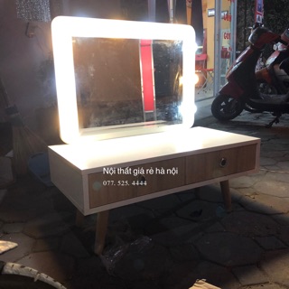 Bàn trang điểm mini bó gọn