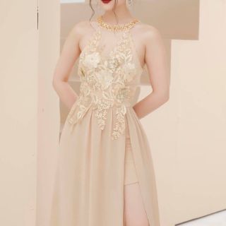 ĐẦM MAXI CỔ YẾM ĐÍNH HOA 3D