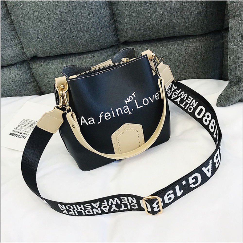Túi Đeo Chéo Aafeina Not Love Phong Cách | BigBuy360 - bigbuy360.vn