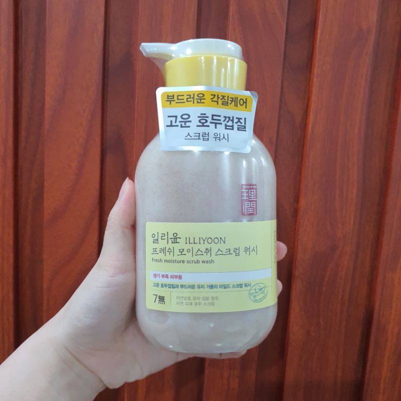 Sữa tắm tẩy da chết Illiyoon fresh moiture scrub wash