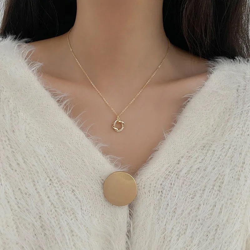 Dây chuyền nữ phong cách Hàn Quốc kiểu dáng nhẹ nhàng sang trọng