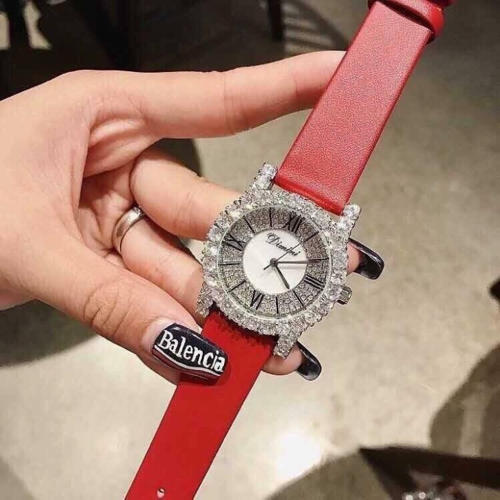 Đồng hồ nữ DIMINI dây da mềm thiết kế đính đá kim cương nhân tạo sang trọng