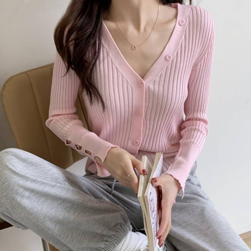 Cardigan jacket female Korean version of slim slimming retro knitted v-neck cardigan chic gentle wind niche short long-sleeved top