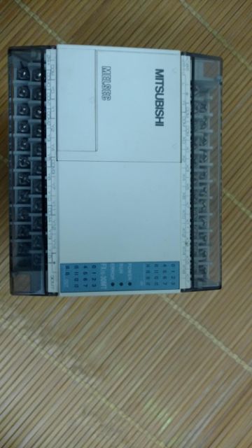 PLC MITSUBISHI FX1S-30MT-001