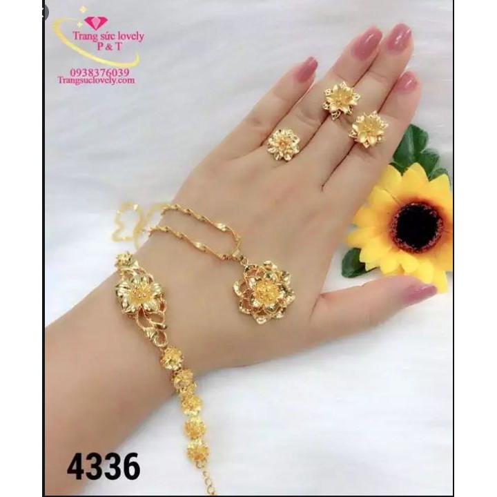 Bộ trang sức kim tiền