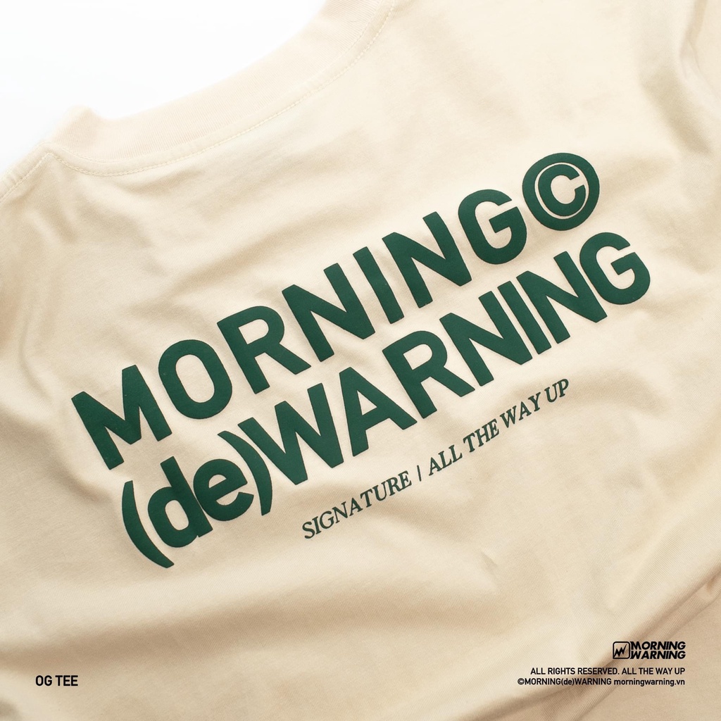 Áo thun form rộng unisex The Godmother MORNING WARNING