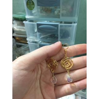 Hoa tai handmade xinh xắn
