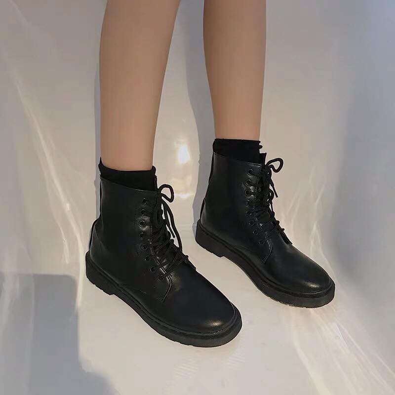 Boots cao cổ buộc dây
