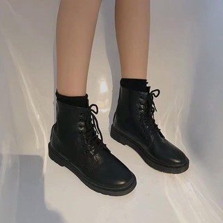 Boots cao cổ buộc dây