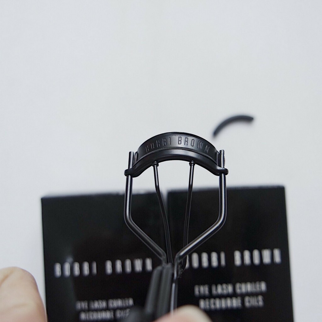 Bấm Mi Bobbi Brown - Bobbi Brown Eyelash Curler