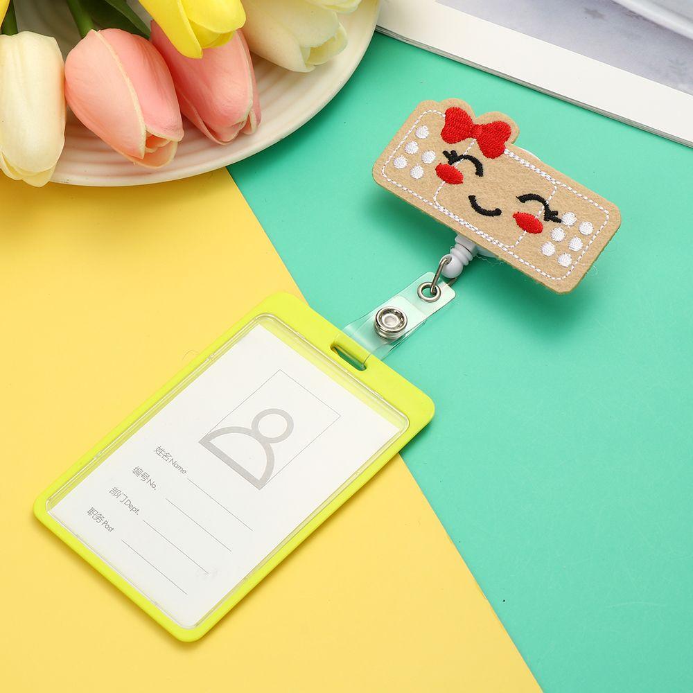 PISTA Kẹp Gắn Huy Hiệu Y Tá Xoay Được Kèm Giá Đỡ Cá Sấu Tiện Dụng