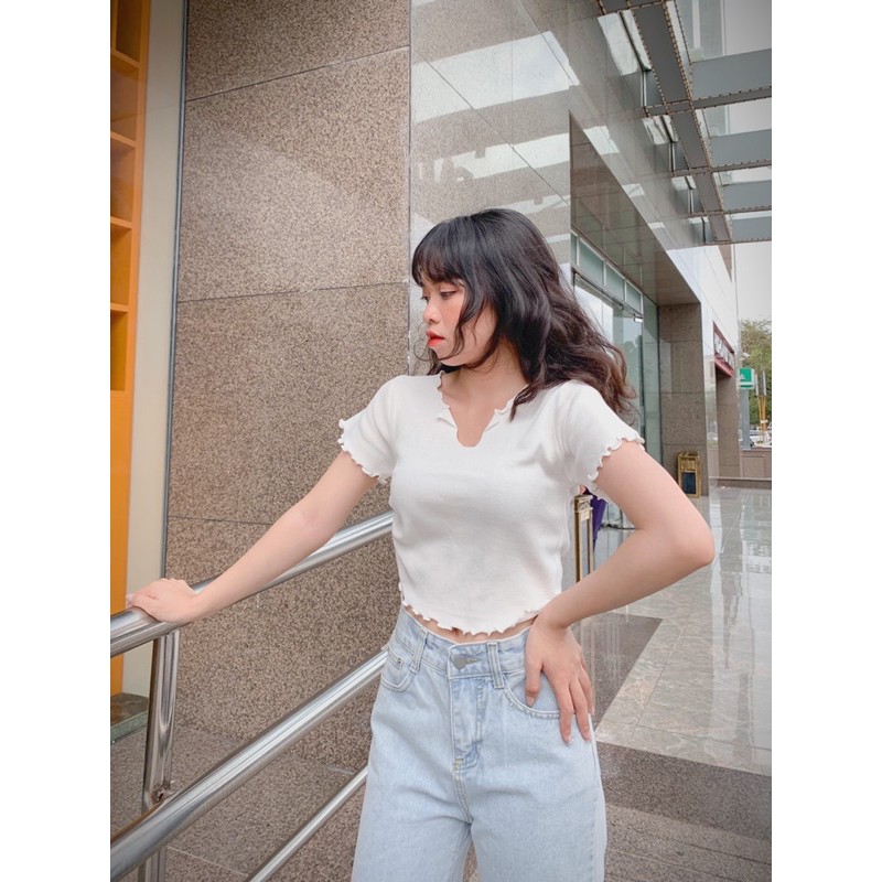 Áo croptop viền rút eo