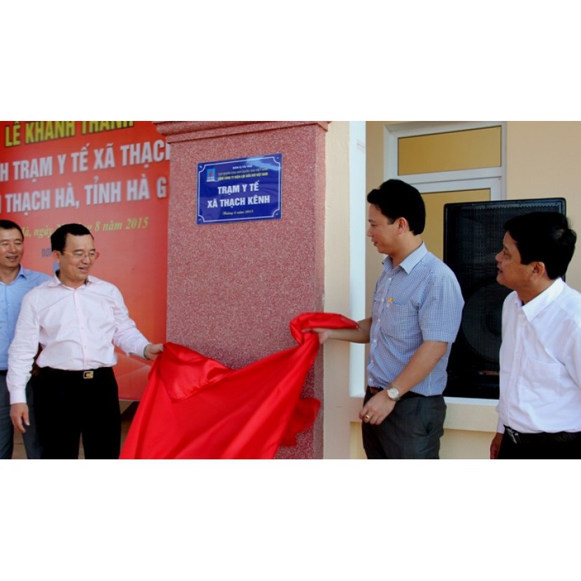 Biển Công ty bằng Mica KT 30x 40 cm