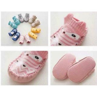 Sỉ lố 12 đôi giày tất tập đi